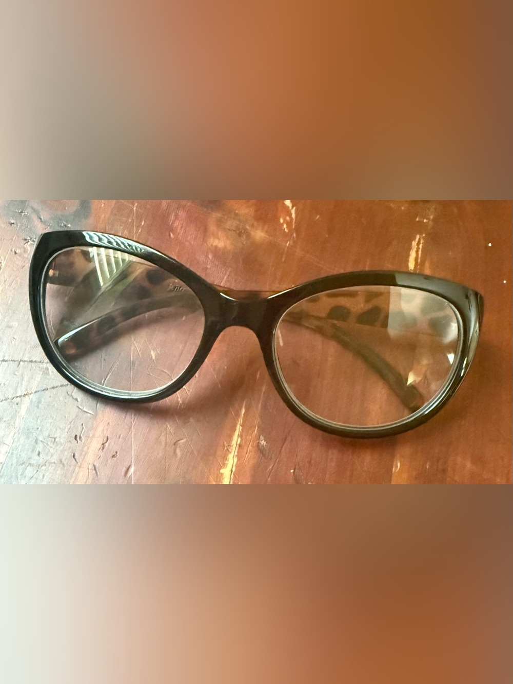 BETSEY JOHNSON Tortoise & black Readers